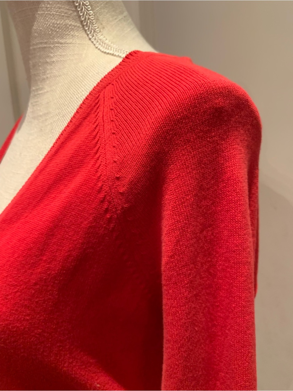 ❤️CYNTHIA ROWLEY❤️NWT! LONG SLEEVE, V-NECK, CARDIGAN. EXCELLENT CONDITION! - Picture 6 of 8